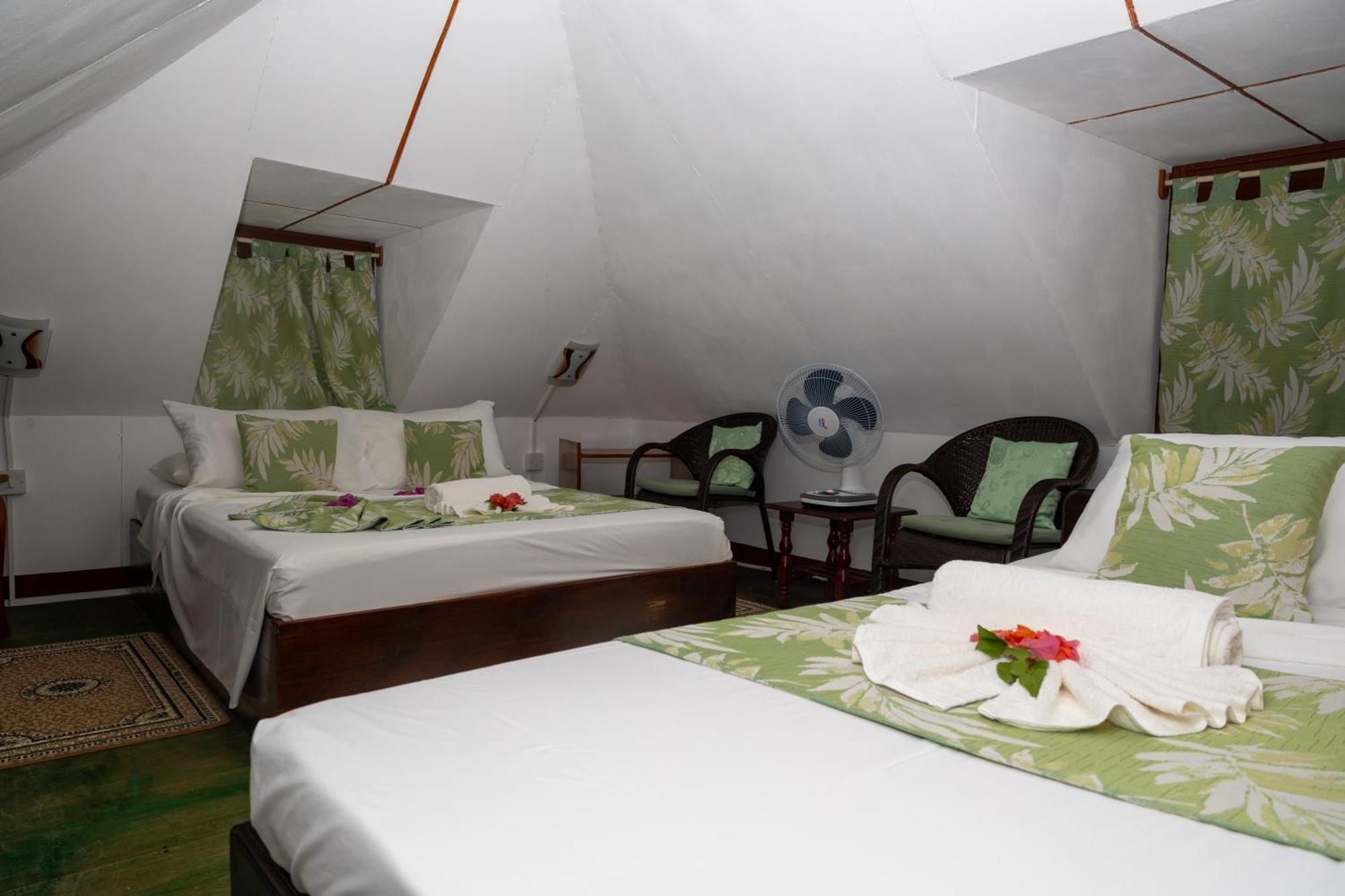 Pension Hibiscus La Digue Exterior foto