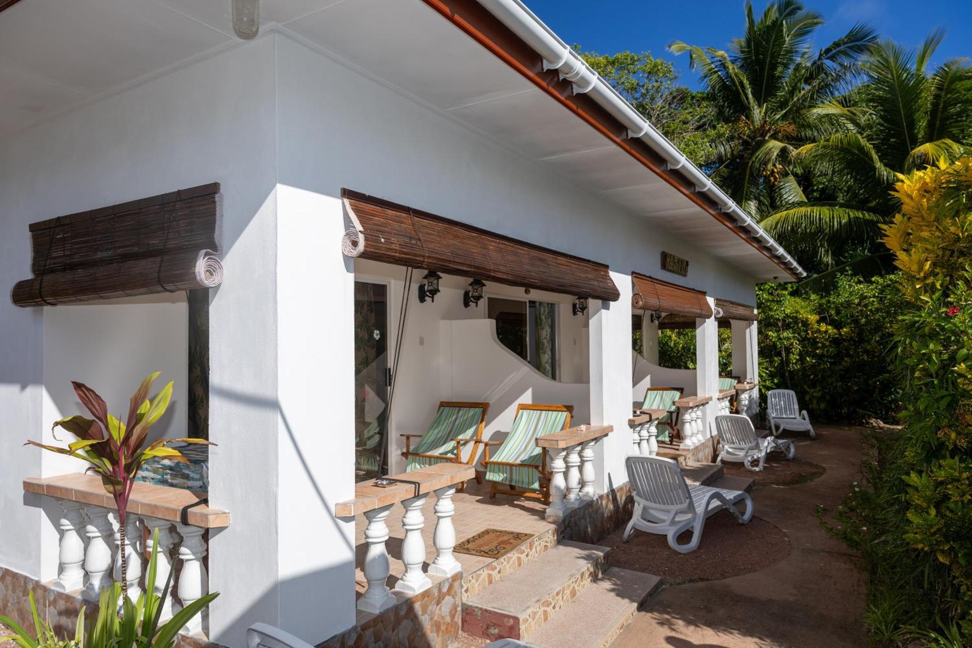 Pension Hibiscus La Digue Exterior foto