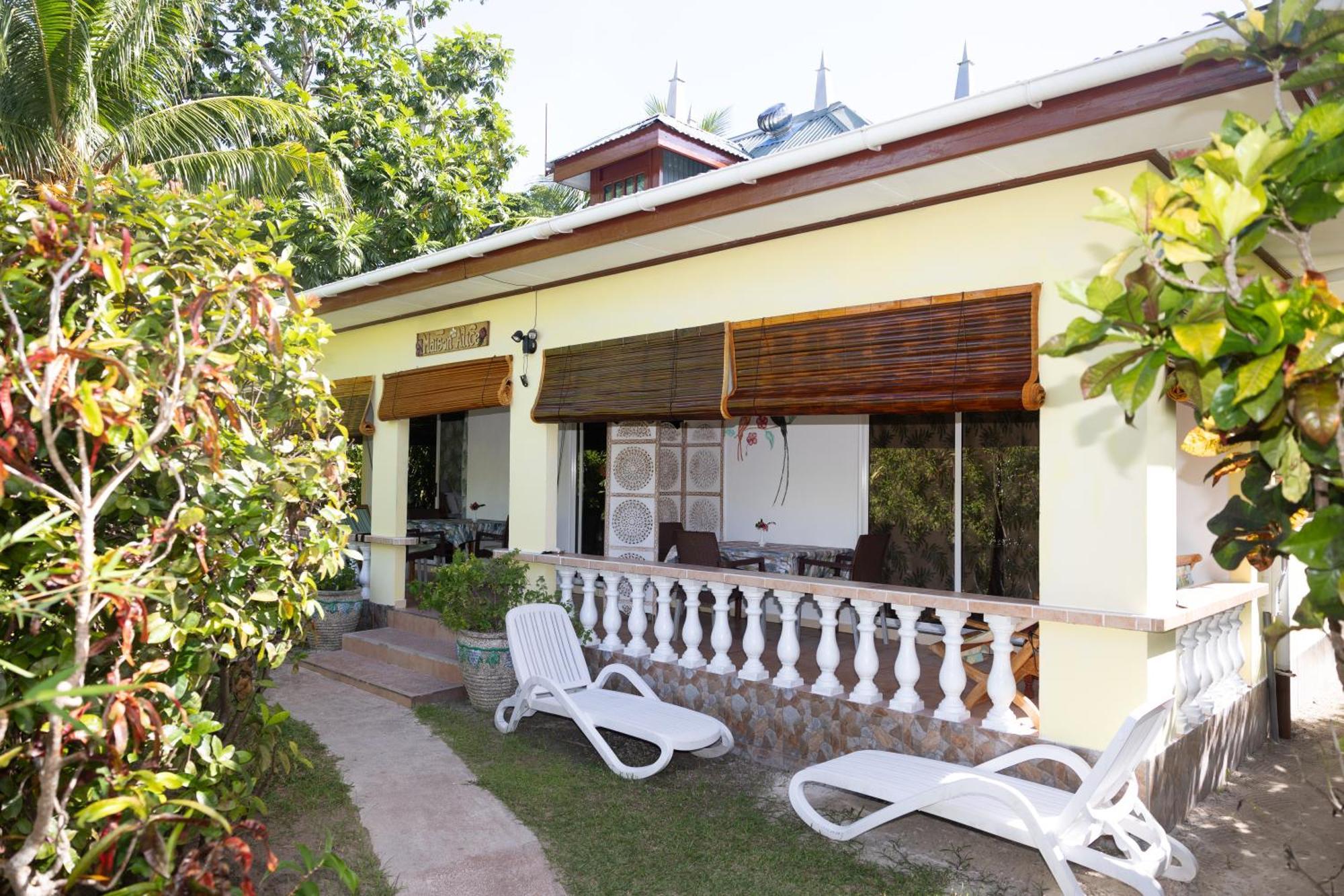 Pension Hibiscus La Digue Exterior foto