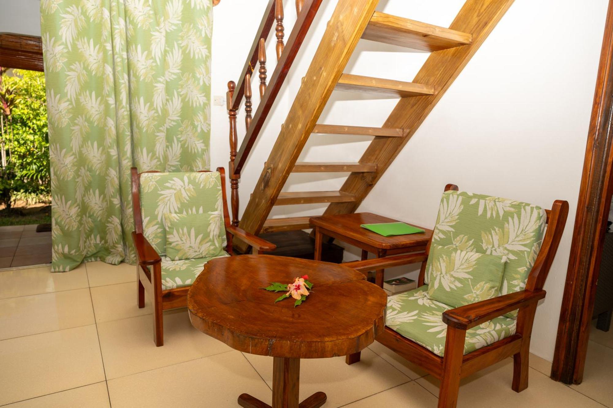 Pension Hibiscus La Digue Exterior foto